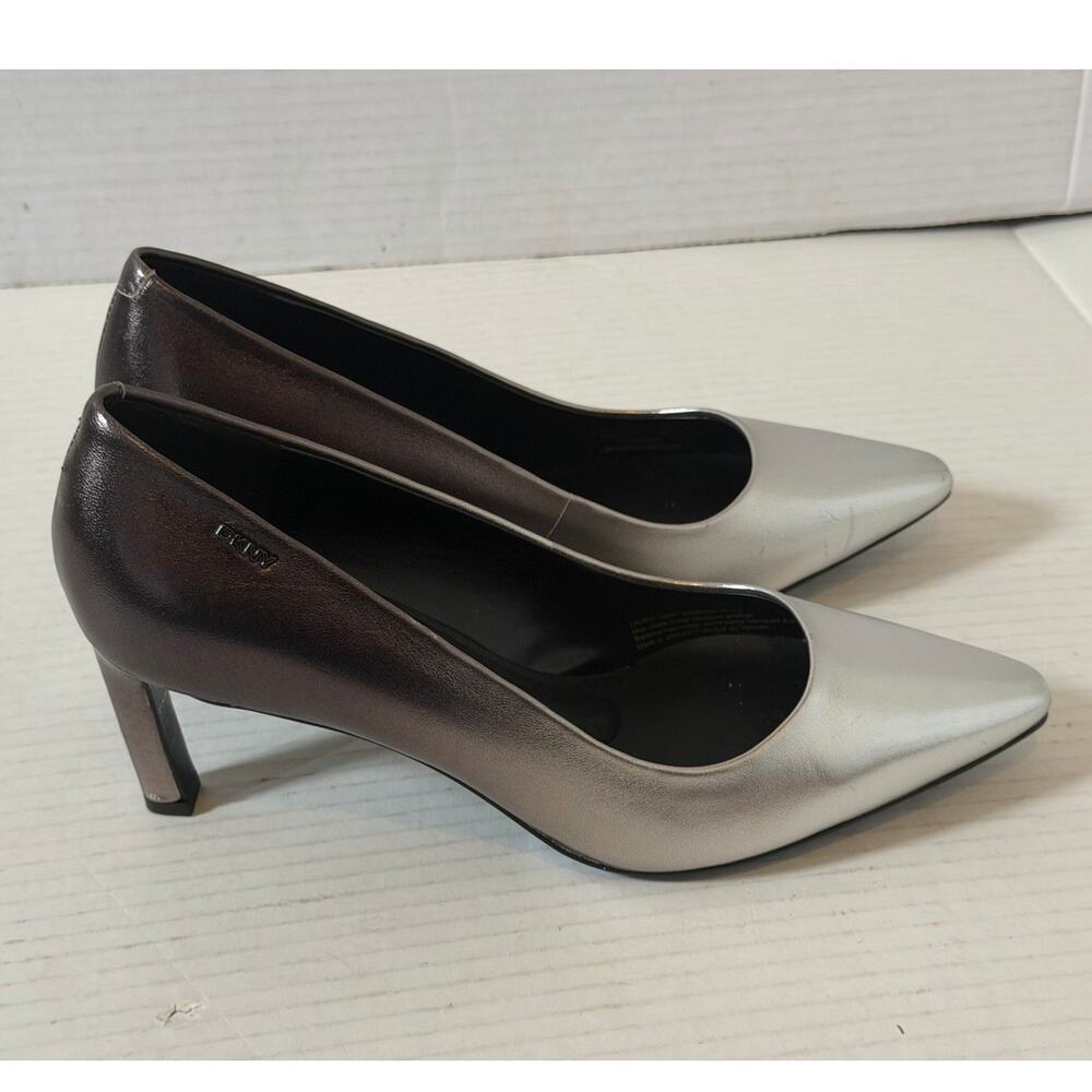 Women's DNKY Pewter/Silver leather Slip On Pump High Heels Dress Shoe Sz 6.5
